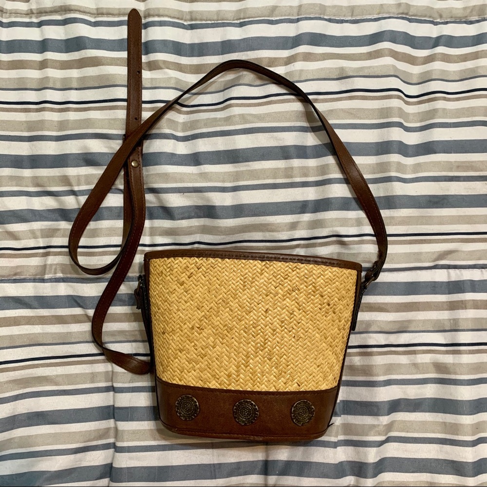 Woven Herringbone bucket purse with leather